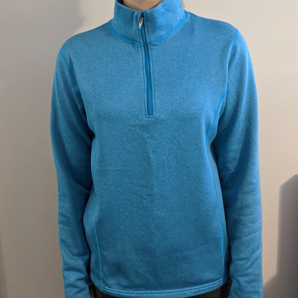blue thermal top
